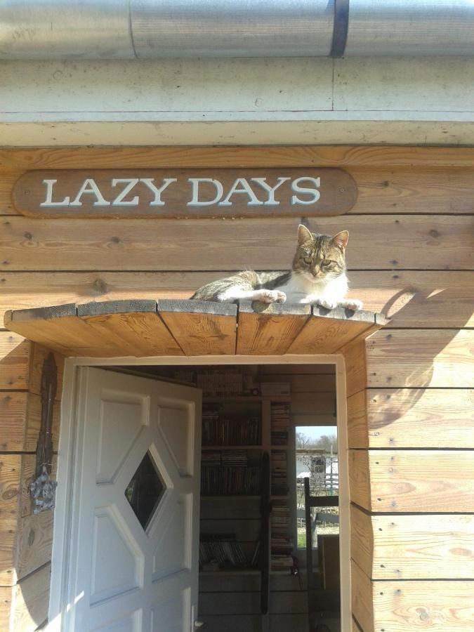 Lazy Days Ξενοδοχείο Ντέμπρετσεν Εξωτερικό φωτογραφία